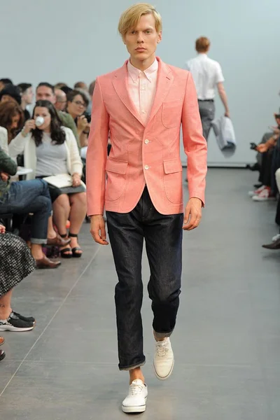 Look 20